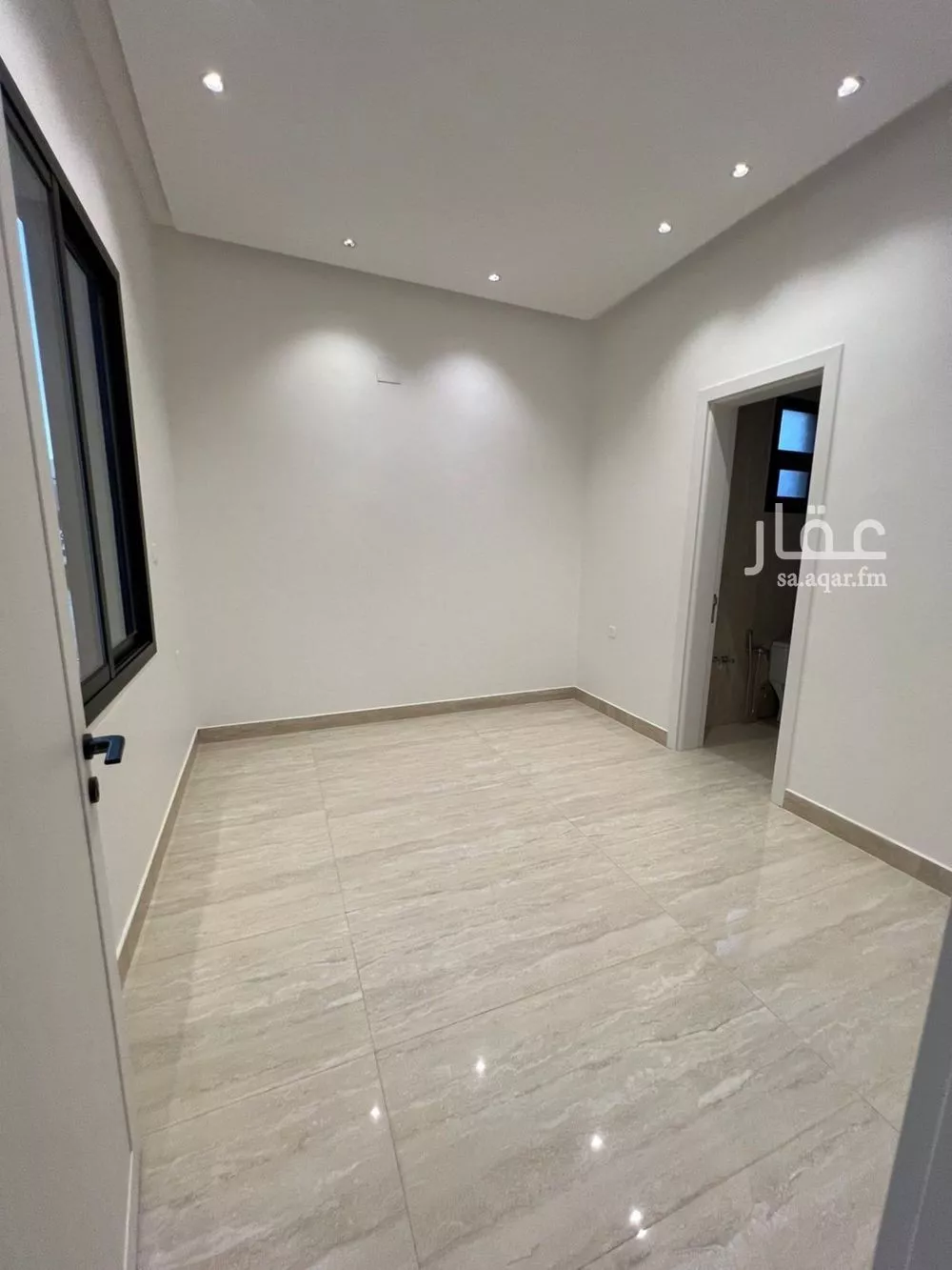 5 bedroom villa in Al Mahdiyyah 7