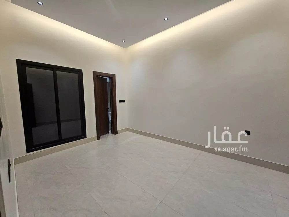 5 bedroom villa in Al Narjis 11