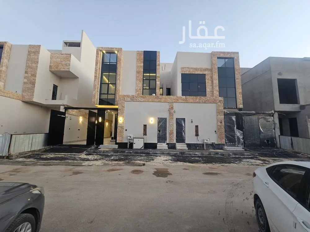5 bedroom villa in Al Narjis 15
