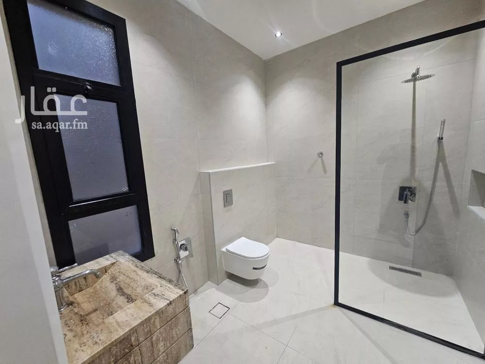 5 bedroom villa in Al Narjis 17
