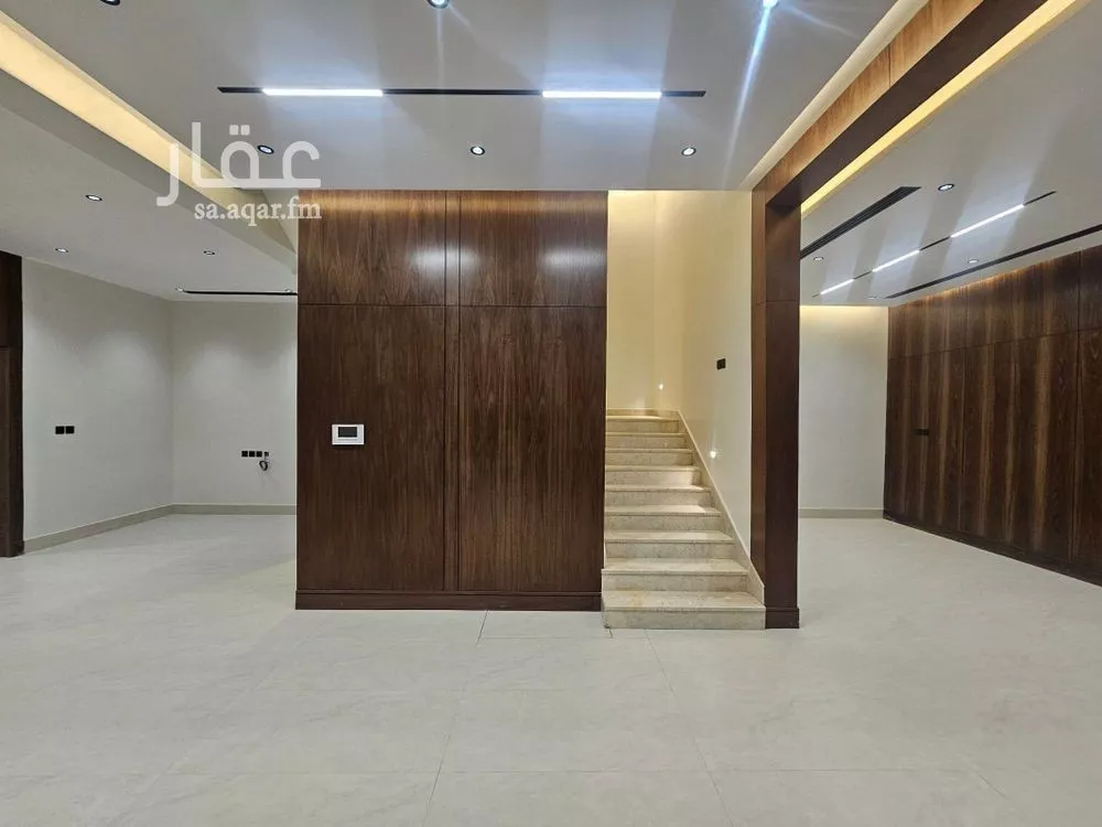 5 bedroom villa in Al Narjis 18