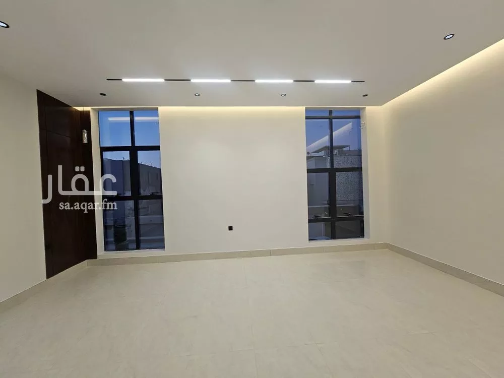 5 bedroom villa in Al Narjis 3