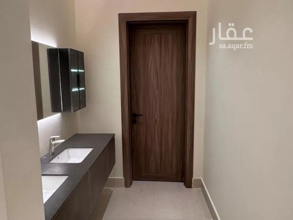 فيلا 5 غرف في المهدية 22