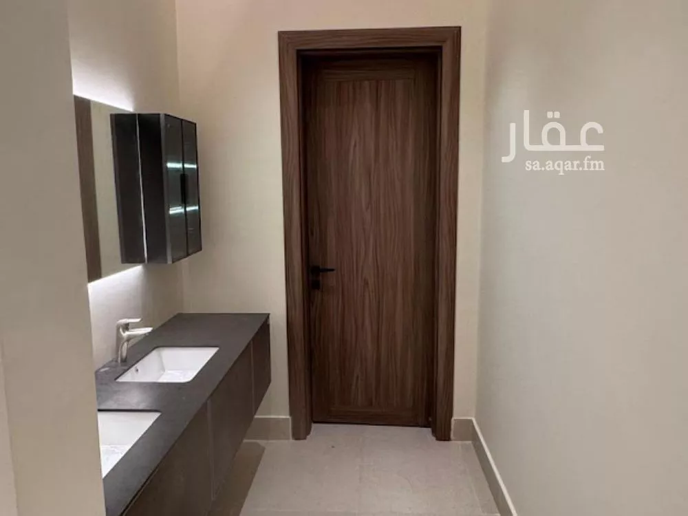 فيلا 5 غرف في المهدية 6