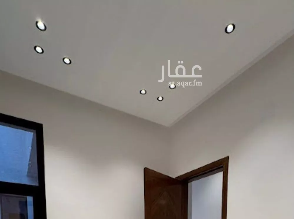 فيلا 5 غرف في المهدية 6
