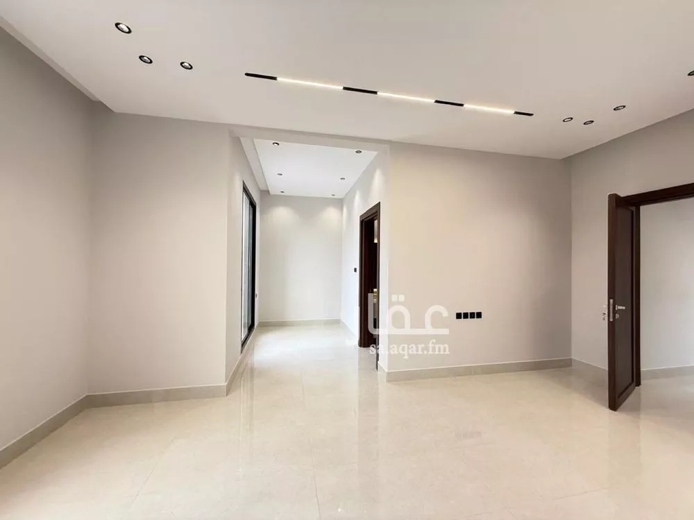 6 bedroom villa in Al Mahdiyyah 15
