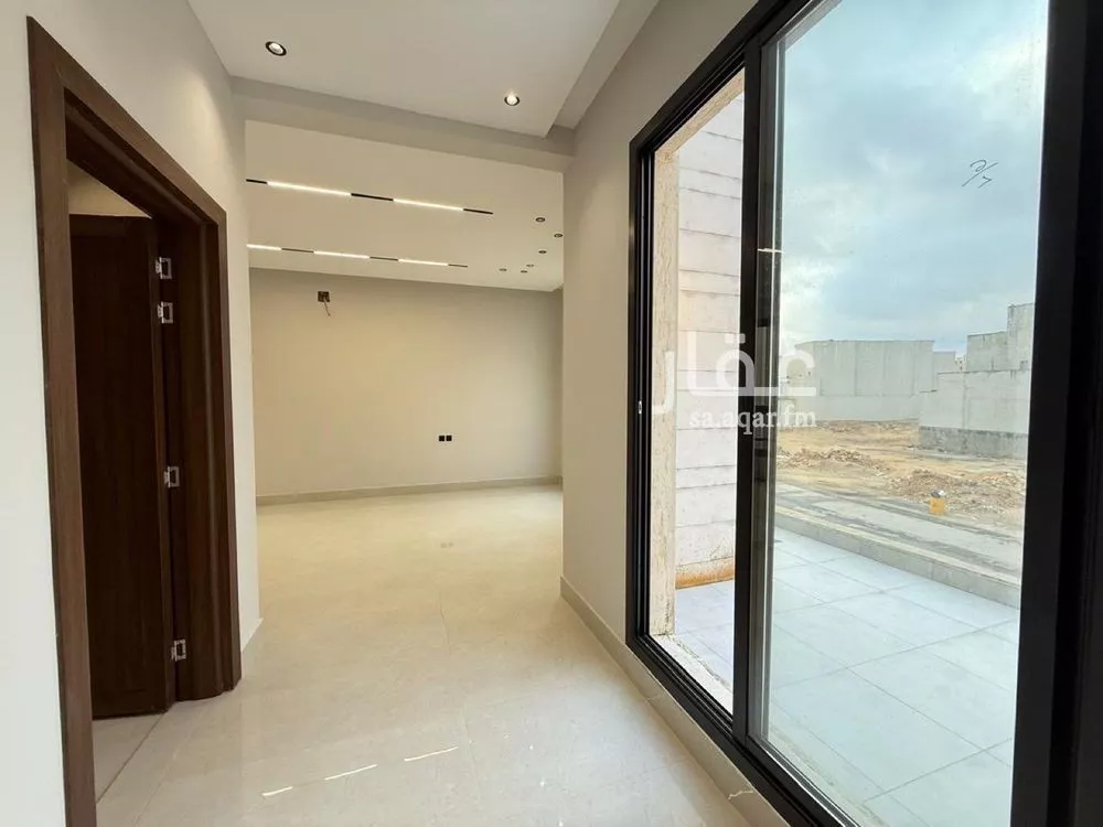 6 bedroom villa in Al Mahdiyyah 18