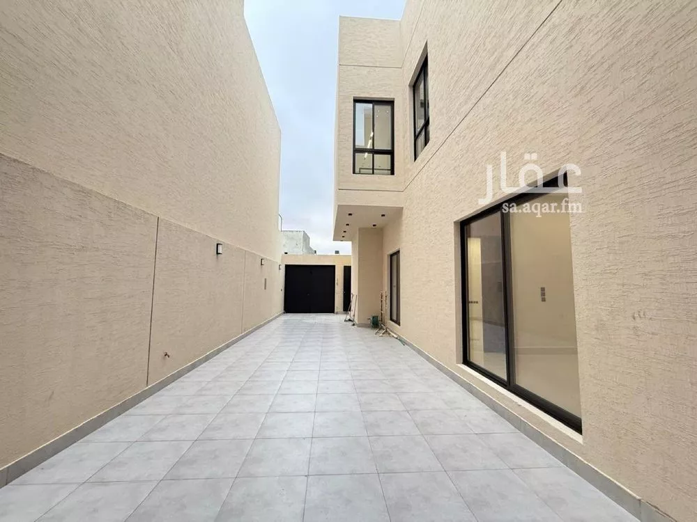 6 bedroom villa in Al Mahdiyyah 22