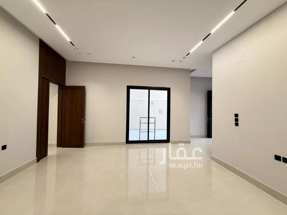 6 bedroom villa in Al Mahdiyyah 7