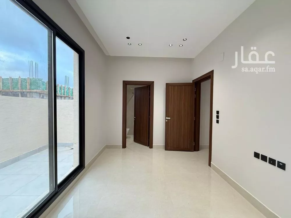 6 bedroom villa in Al Mahdiyyah 9