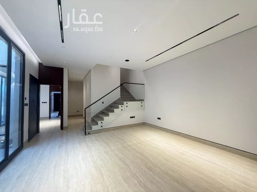 5 bedroom villa in Al Mahdiyyah 11