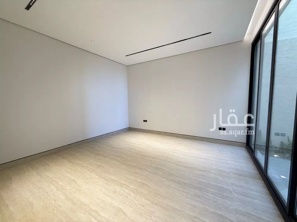 5 bedroom villa in Al Mahdiyyah 13