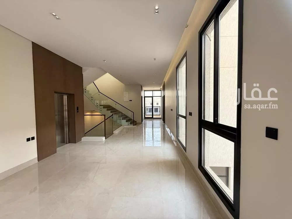 6 bedroom villa in Al Mahdiyyah 14