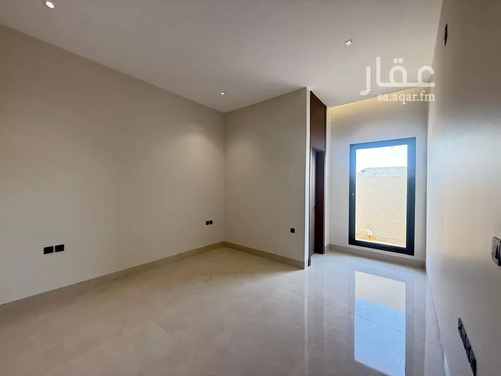 6 bedroom villa in Al Mahdiyyah 4