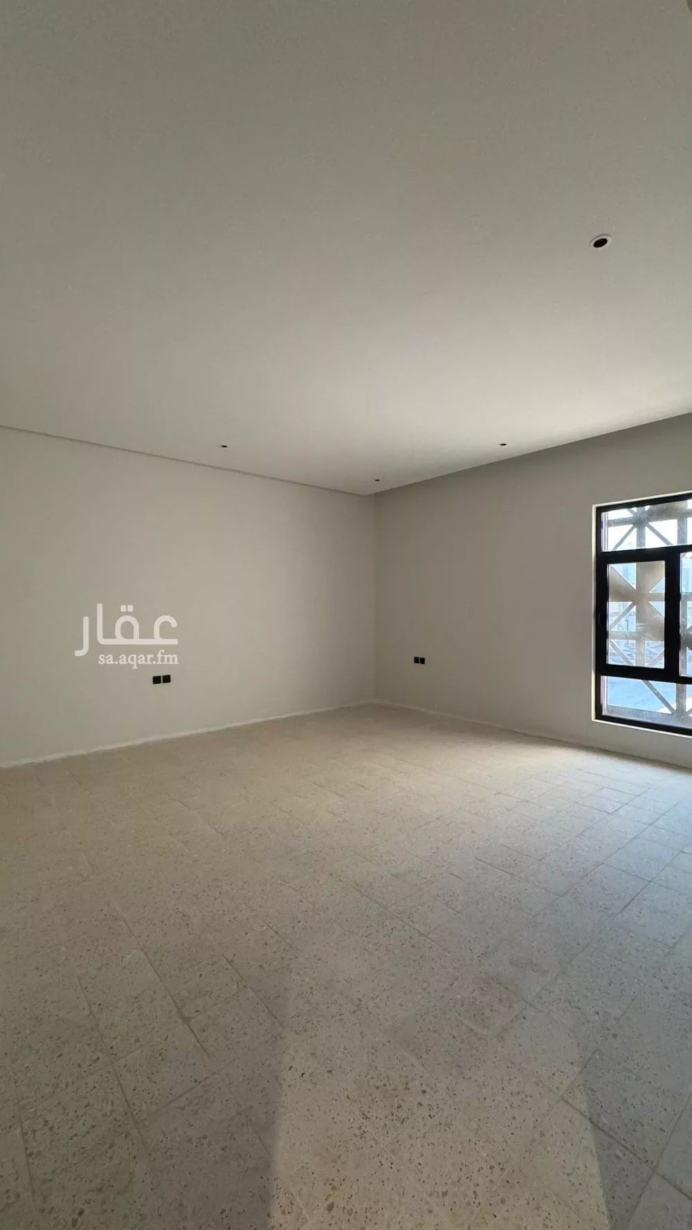 فيلا 5 غرف في المهدية 10