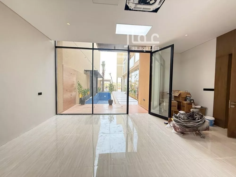 6 bedroom villa in Al Mahdiyyah 4