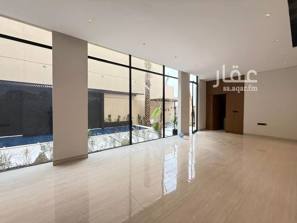 6 bedroom villa in Al Mahdiyyah 5
