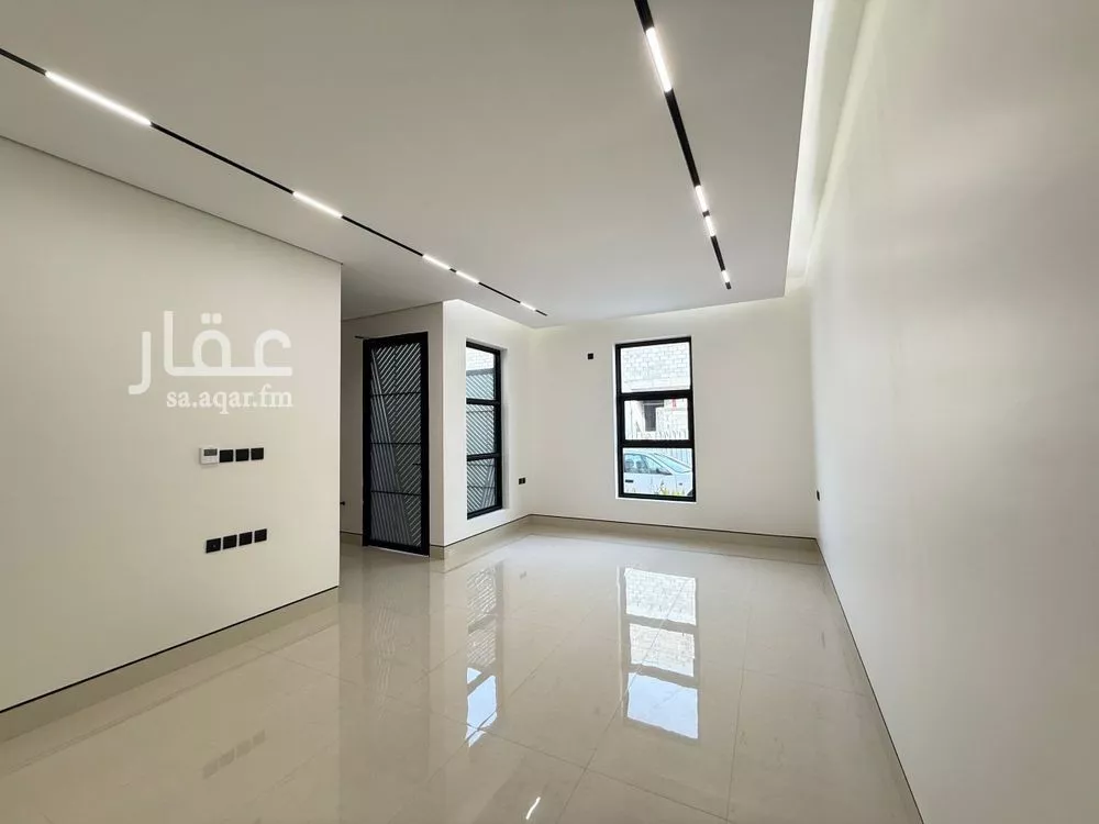 5 bedroom villa in Al Mahdiyyah 11