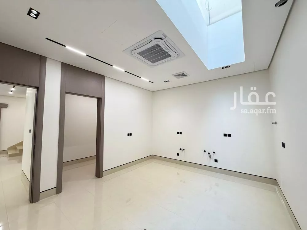 5 bedroom villa in Al Mahdiyyah 19