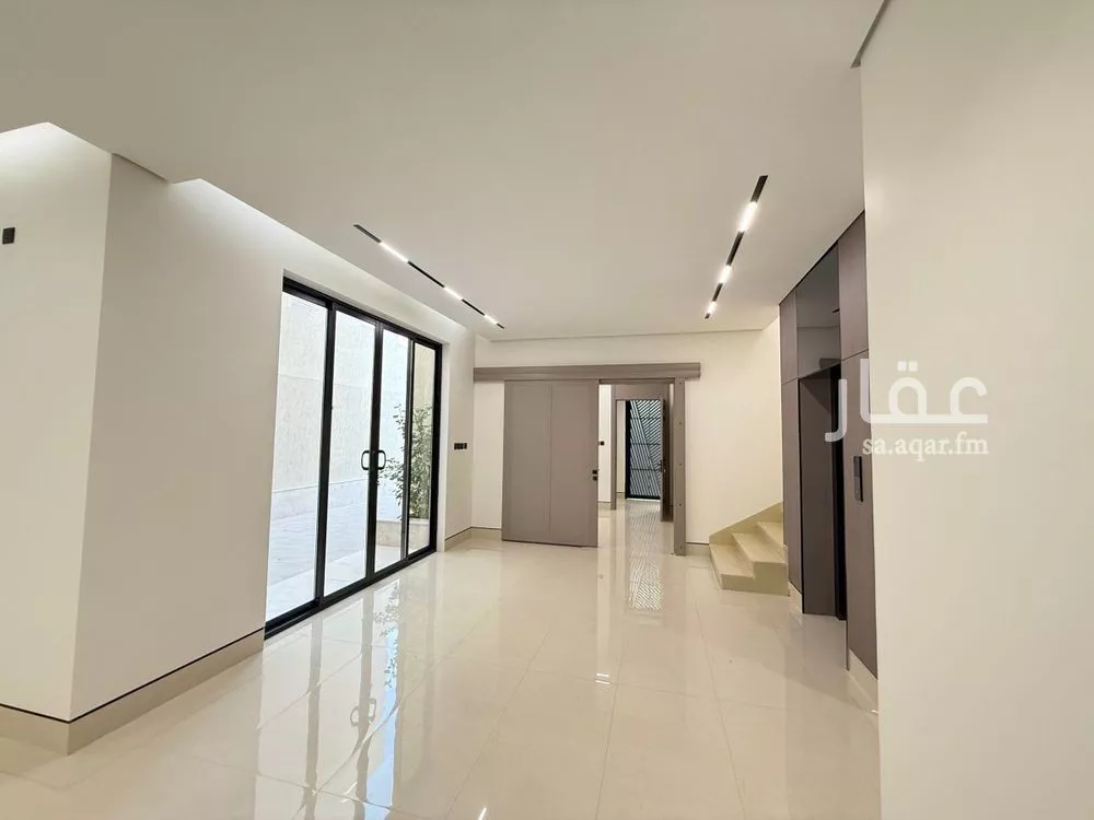5 bedroom villa in Al Mahdiyyah 21
