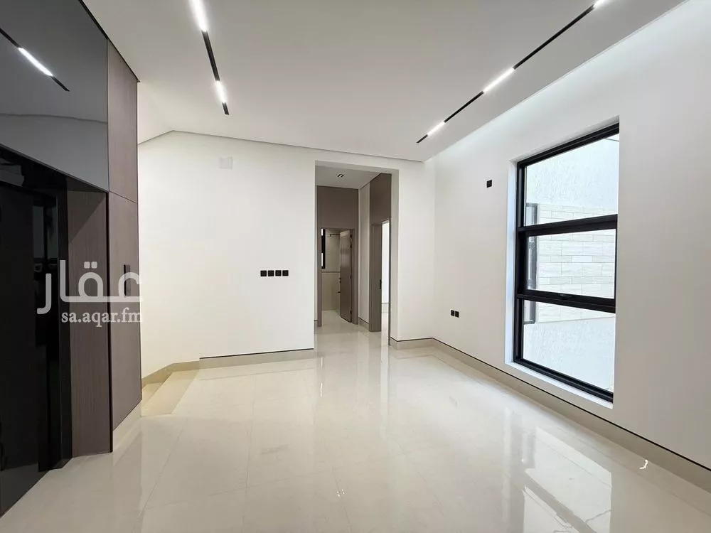 5 bedroom villa in Al Mahdiyyah 26