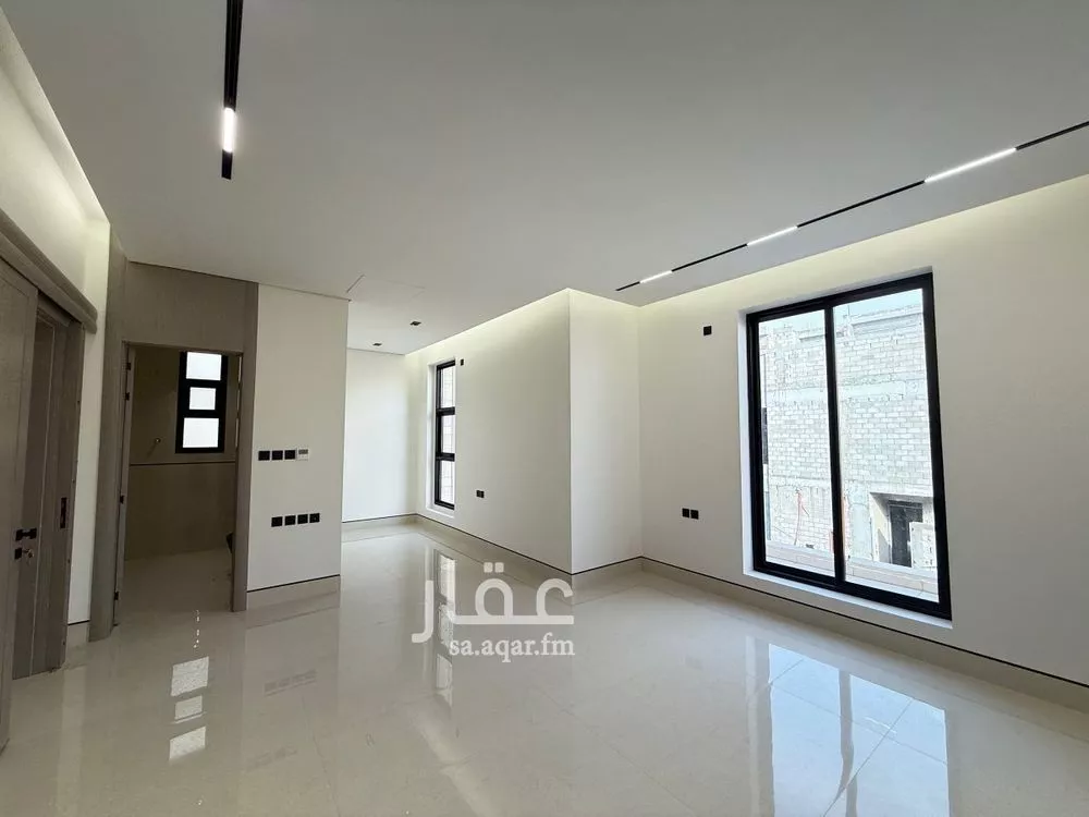5 bedroom villa in Al Mahdiyyah 28