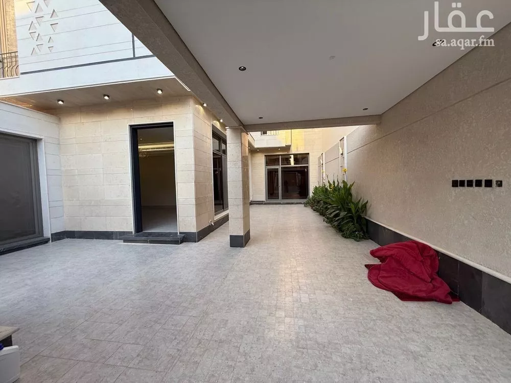 5 bedroom villa in Al Mahdiyyah 5
