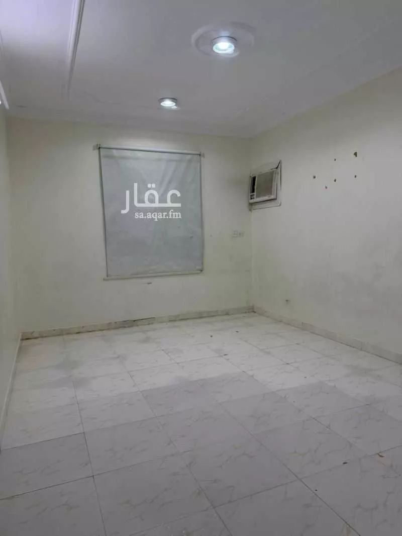 1 bedroom apartment in Dhahrat Laban 3