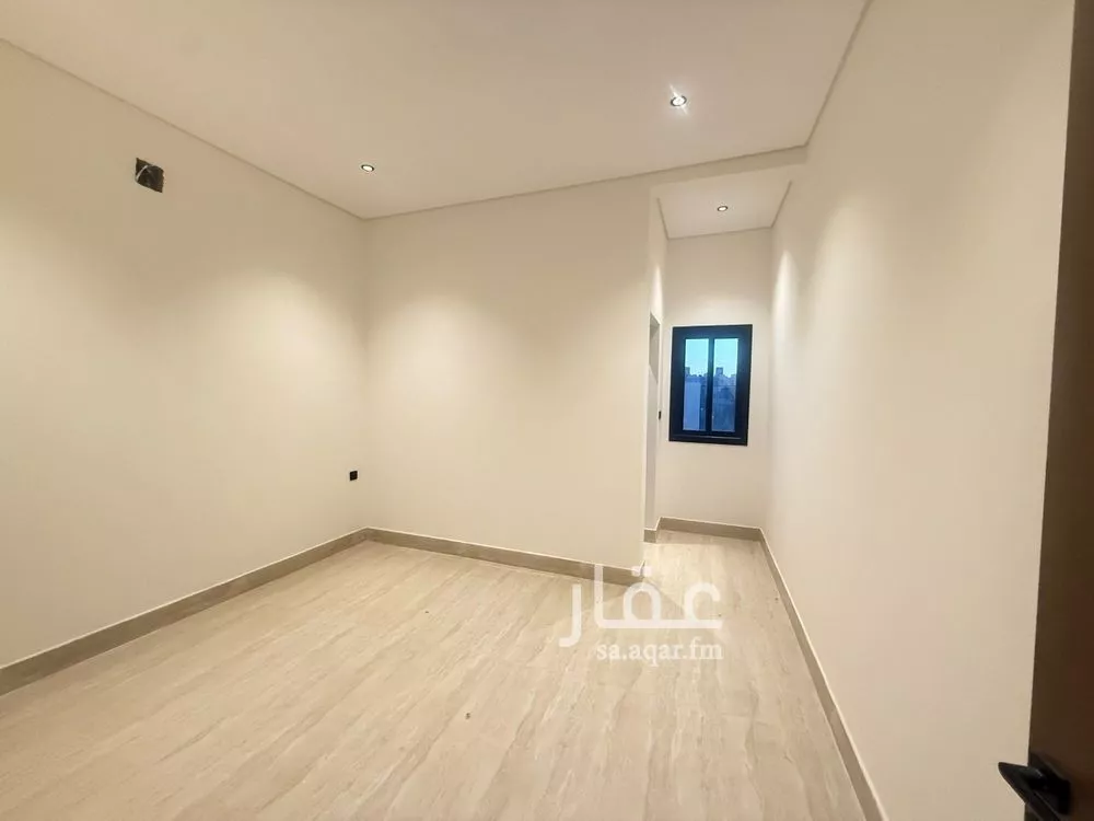 5 bedroom villa in Al Mahdiyyah 13