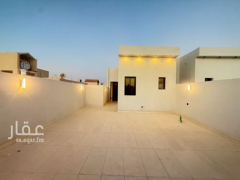5 bedroom villa in Al Mahdiyyah 22