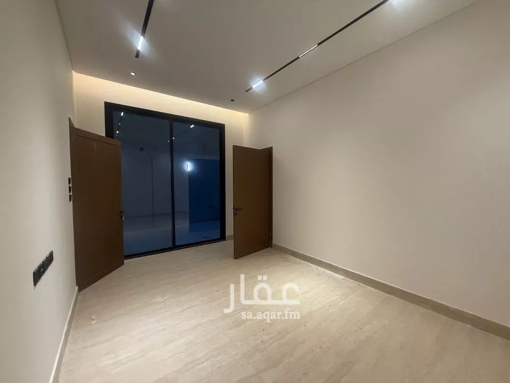 5 bedroom villa in Al Mahdiyyah 10