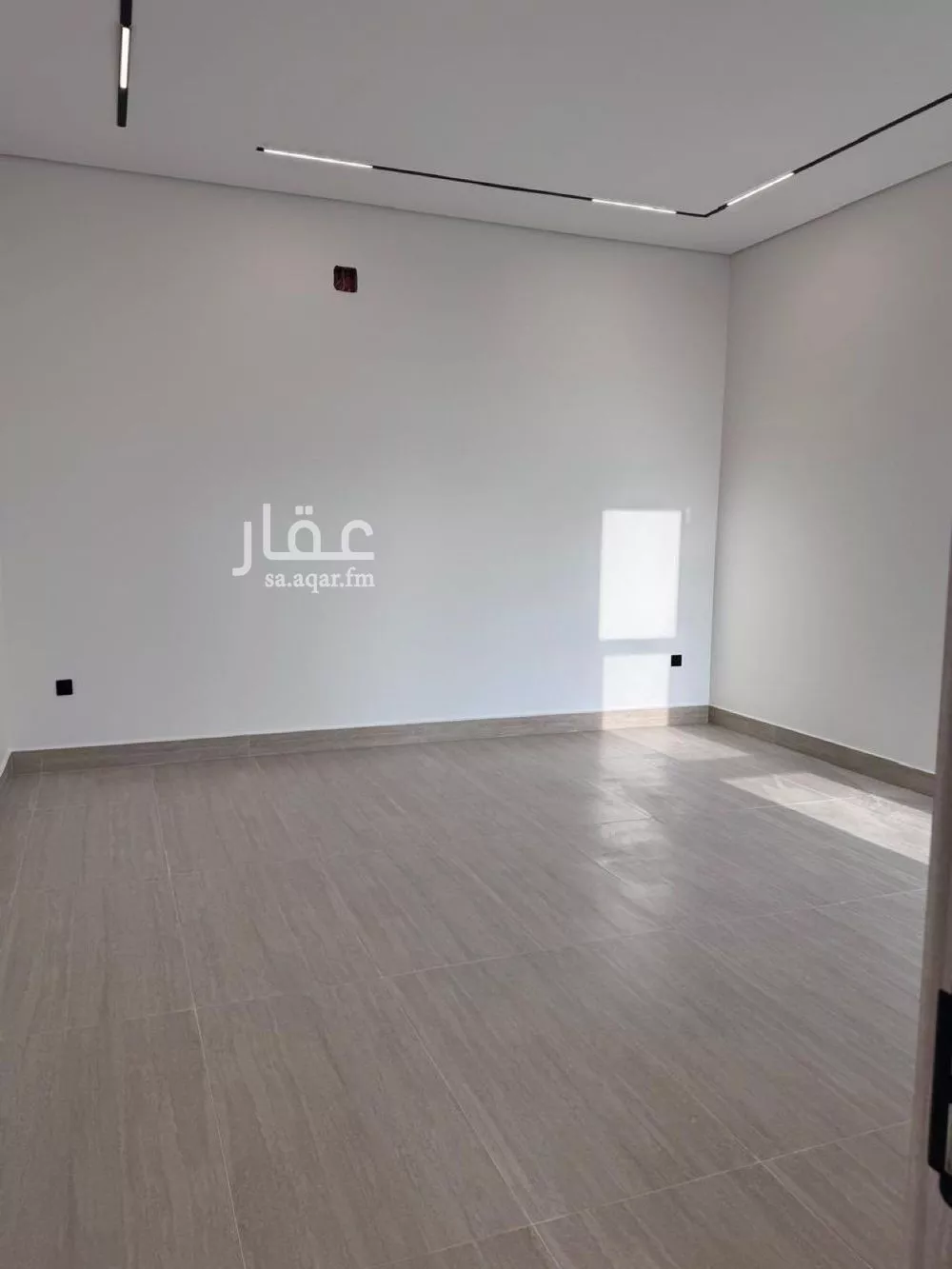 5 bedroom villa in Al Mahdiyyah 2