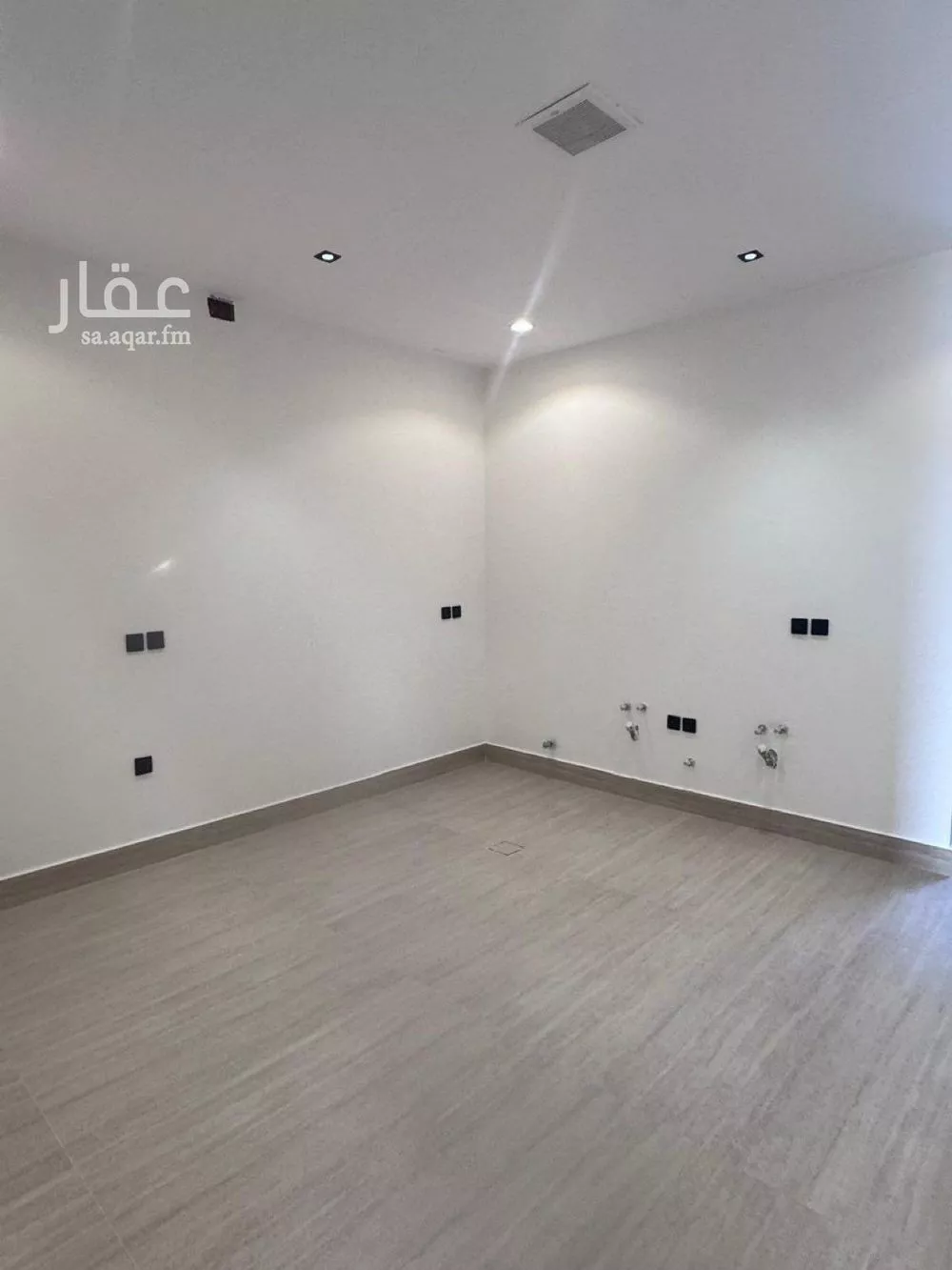 5 bedroom villa in Al Mahdiyyah 20