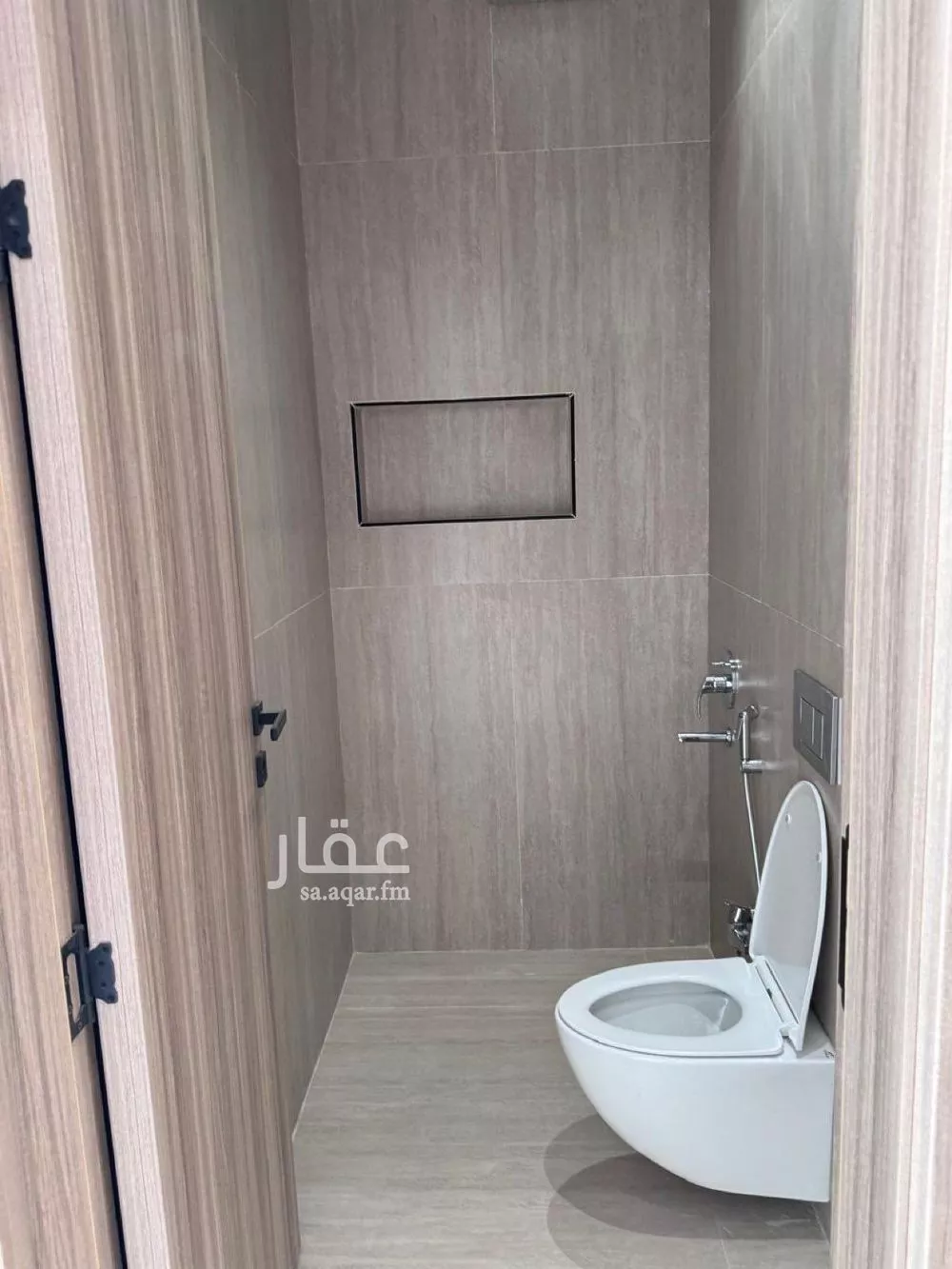 5 bedroom villa in Al Mahdiyyah 4