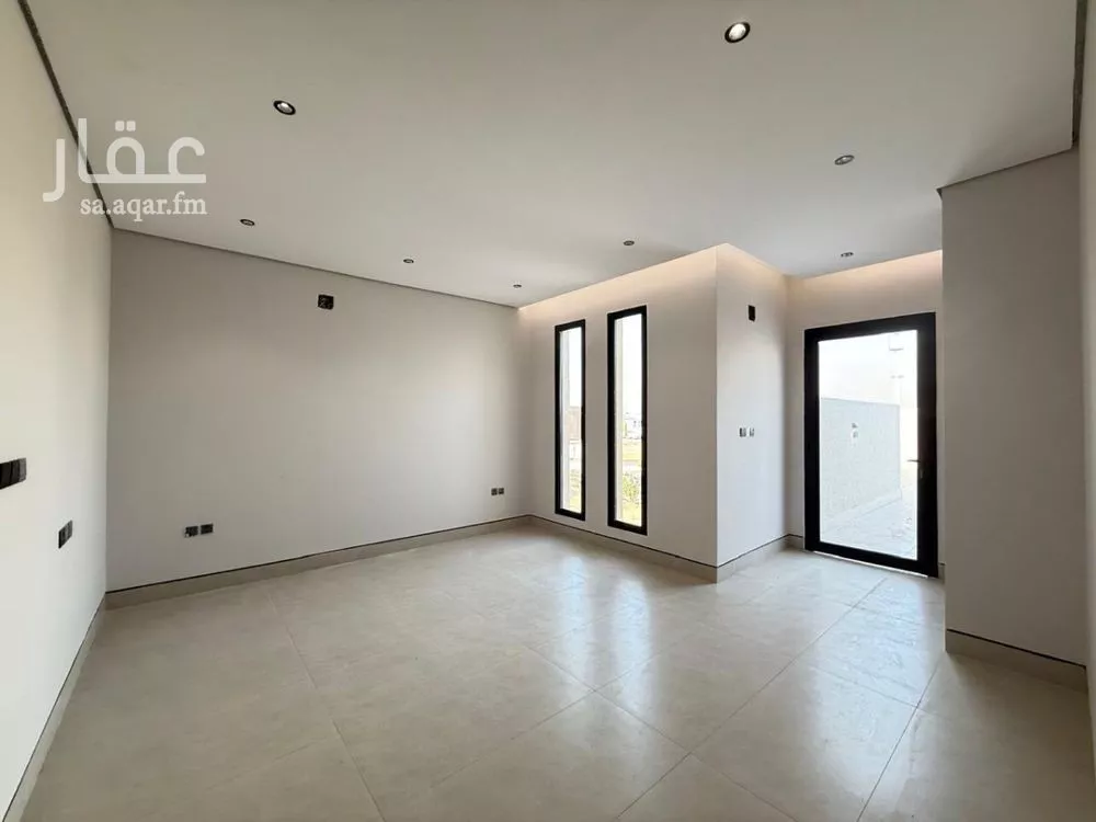5 bedroom villa in Al Mahdiyyah 29
