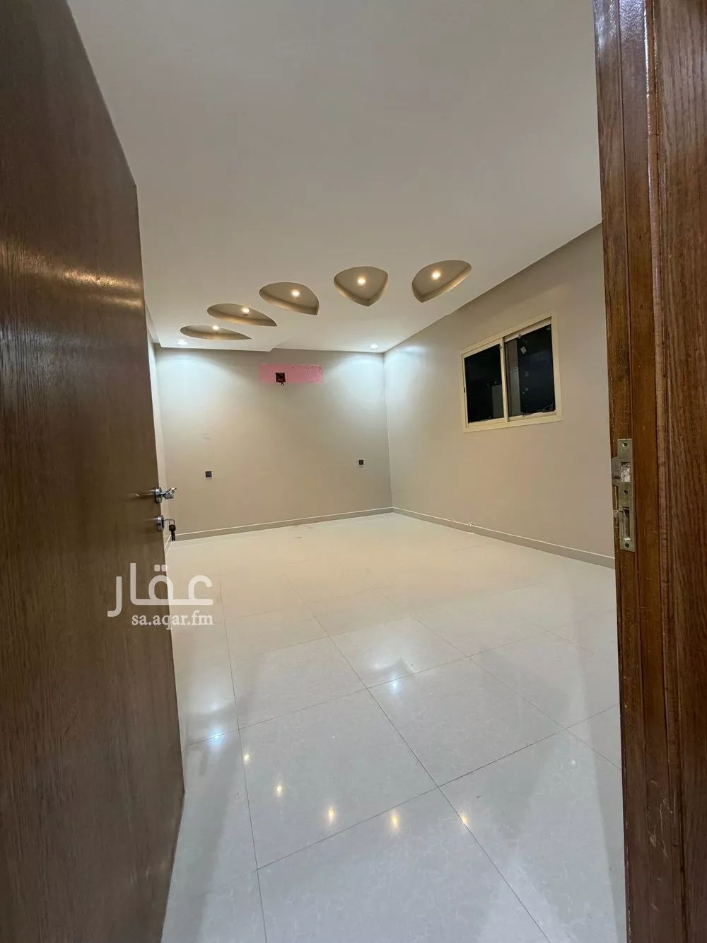 6 bedroom apartment in Tuwaiq 21