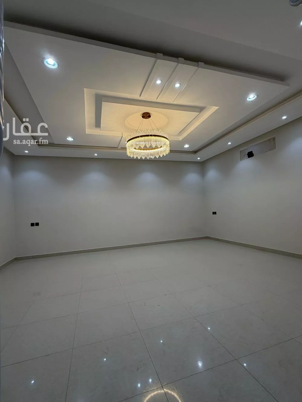6 bedroom apartment in Tuwaiq 7
