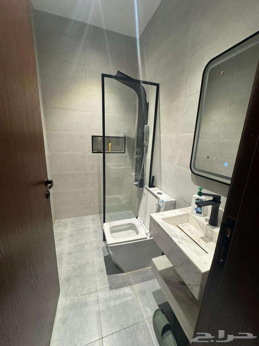 3 bedroom apartment in Al Zahra 5