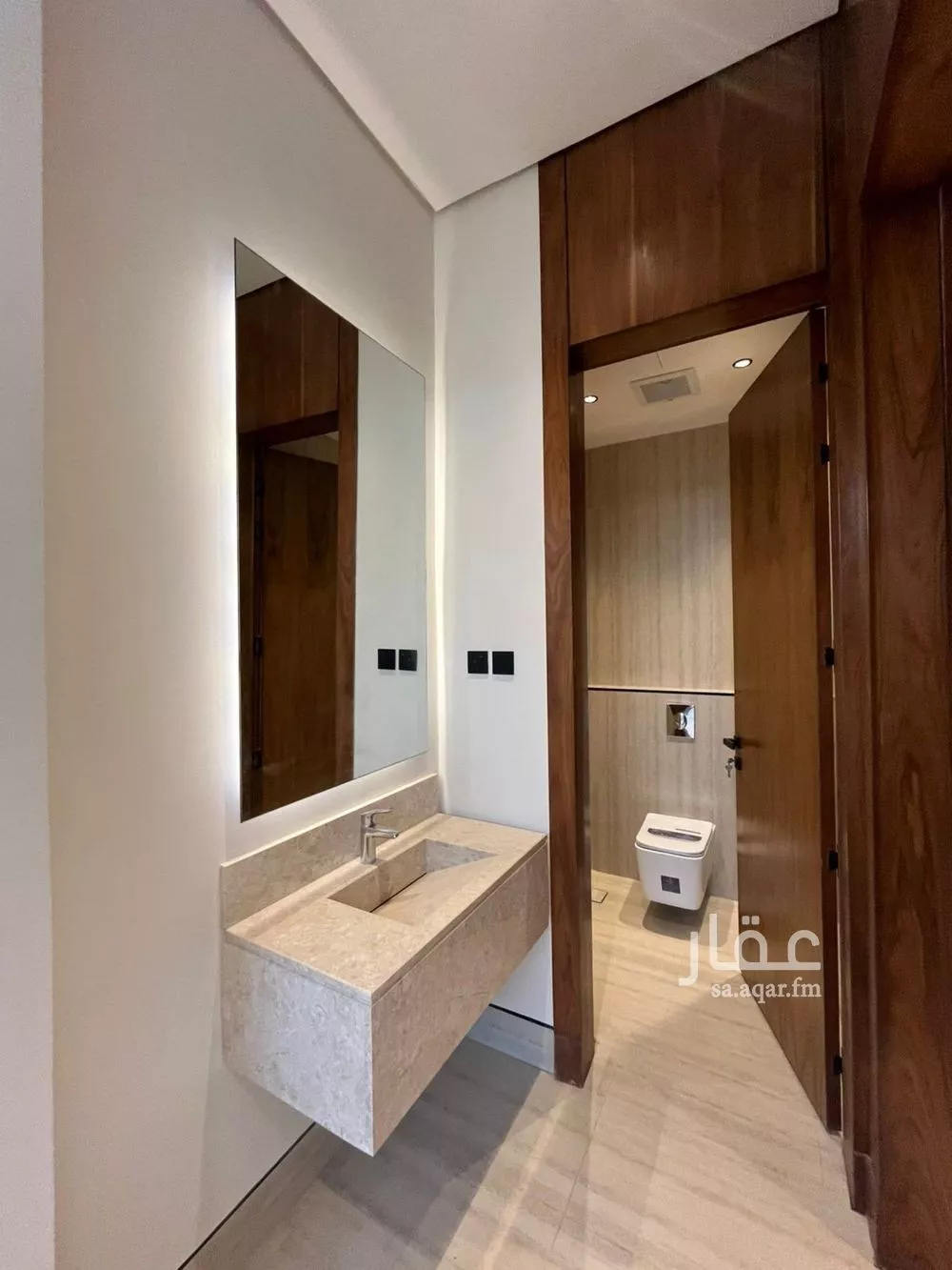 5 bedroom villa in Al Mahdiyyah 14
