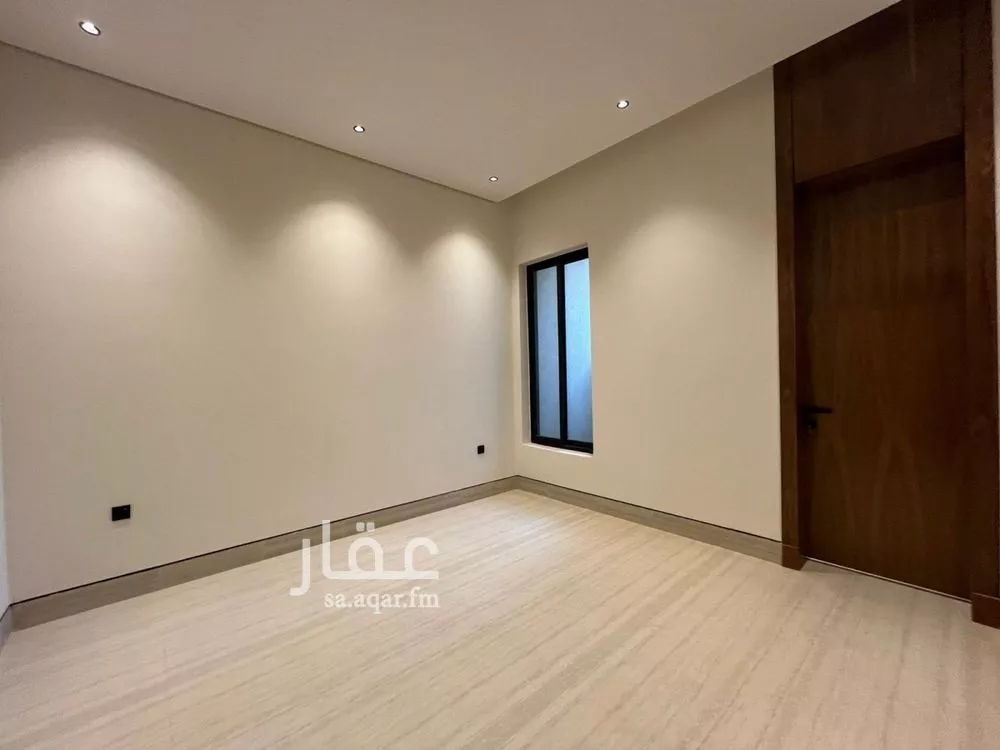 5 bedroom villa in Al Mahdiyyah 18