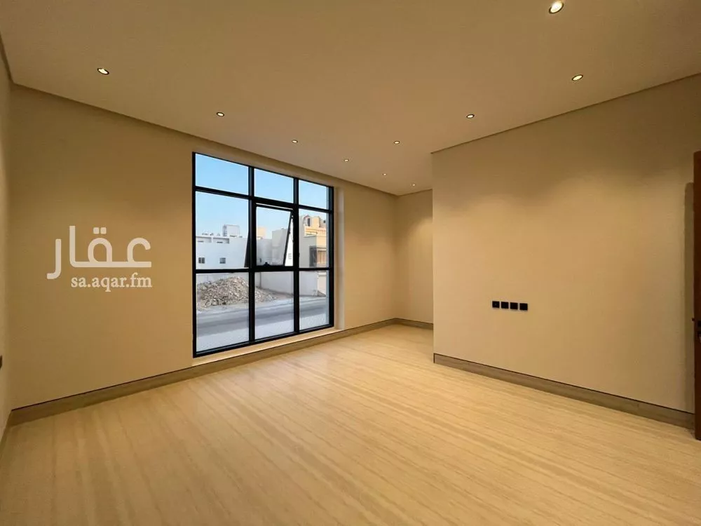 5 bedroom villa in Al Mahdiyyah 24