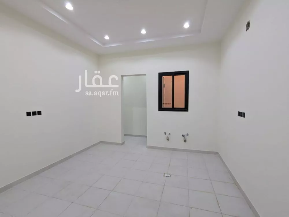 8 bedroom villa in Al Uraija Al Gharbiyah 3