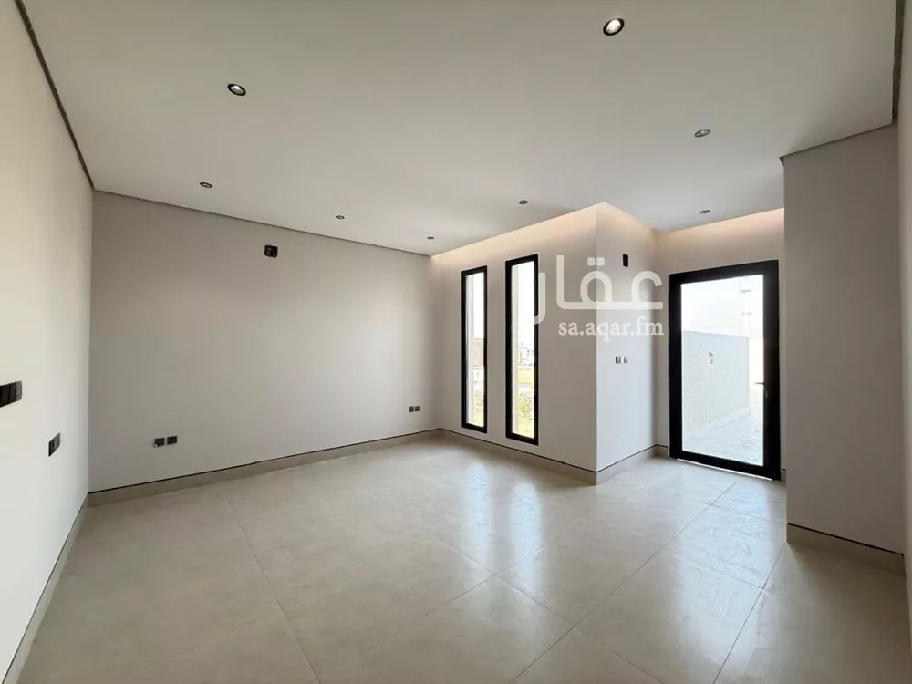 5 bedroom villa in Al Mahdiyyah 30