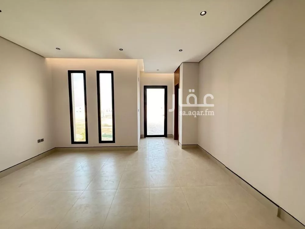5 bedroom villa in Al Mahdiyyah 5