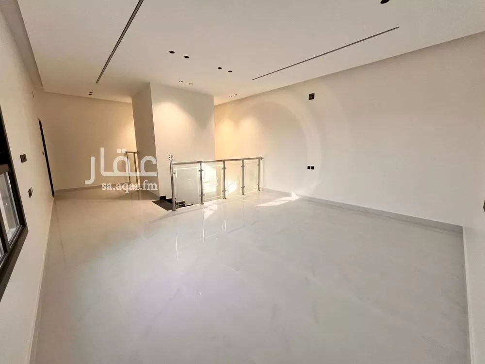 4 bedroom villa in Al Mahdiyyah 18