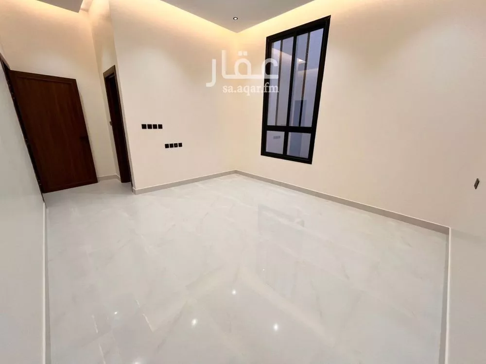 4 bedroom villa in Al Mahdiyyah 22