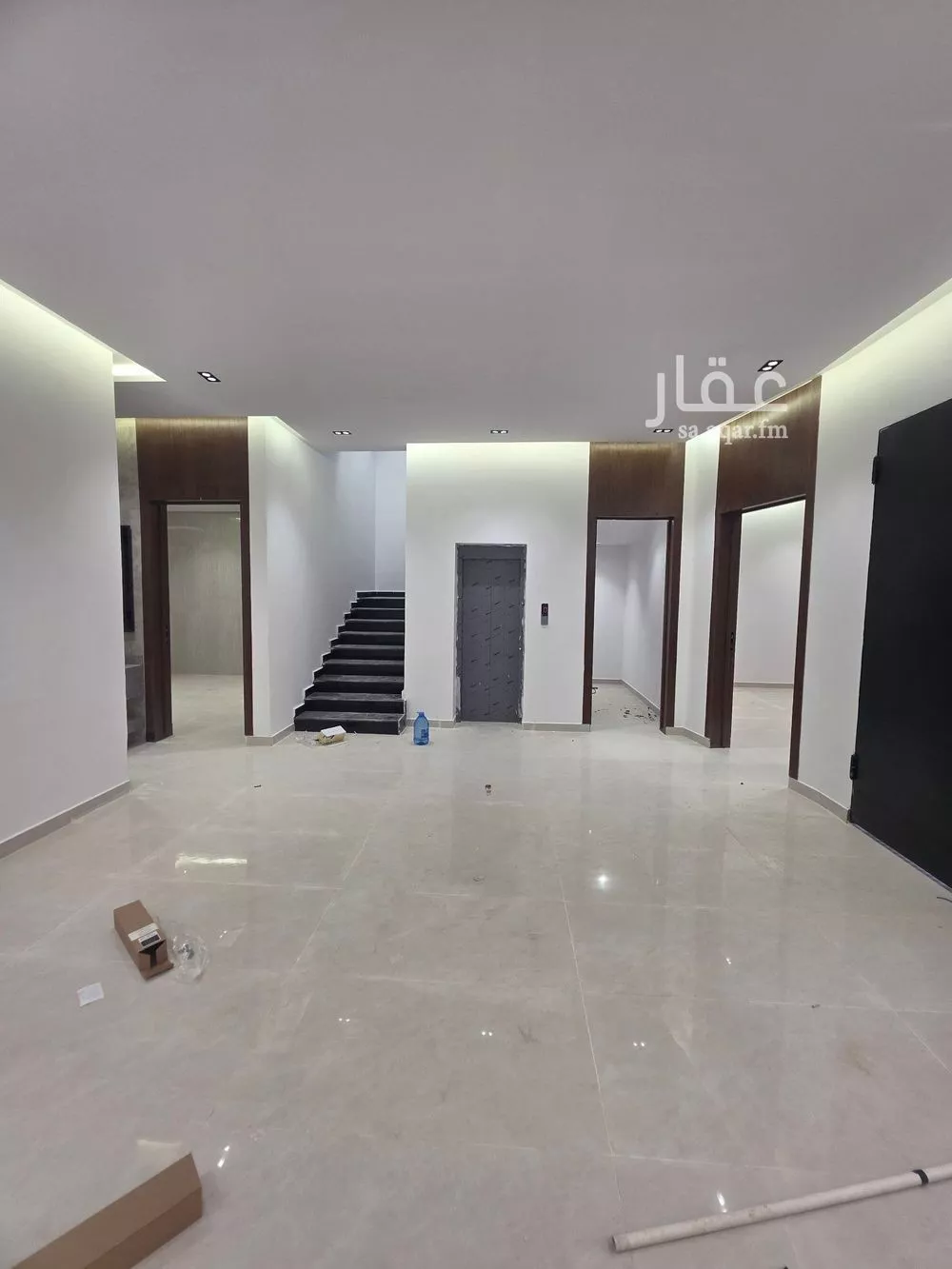 فيلا 8 غرف في طويق 21