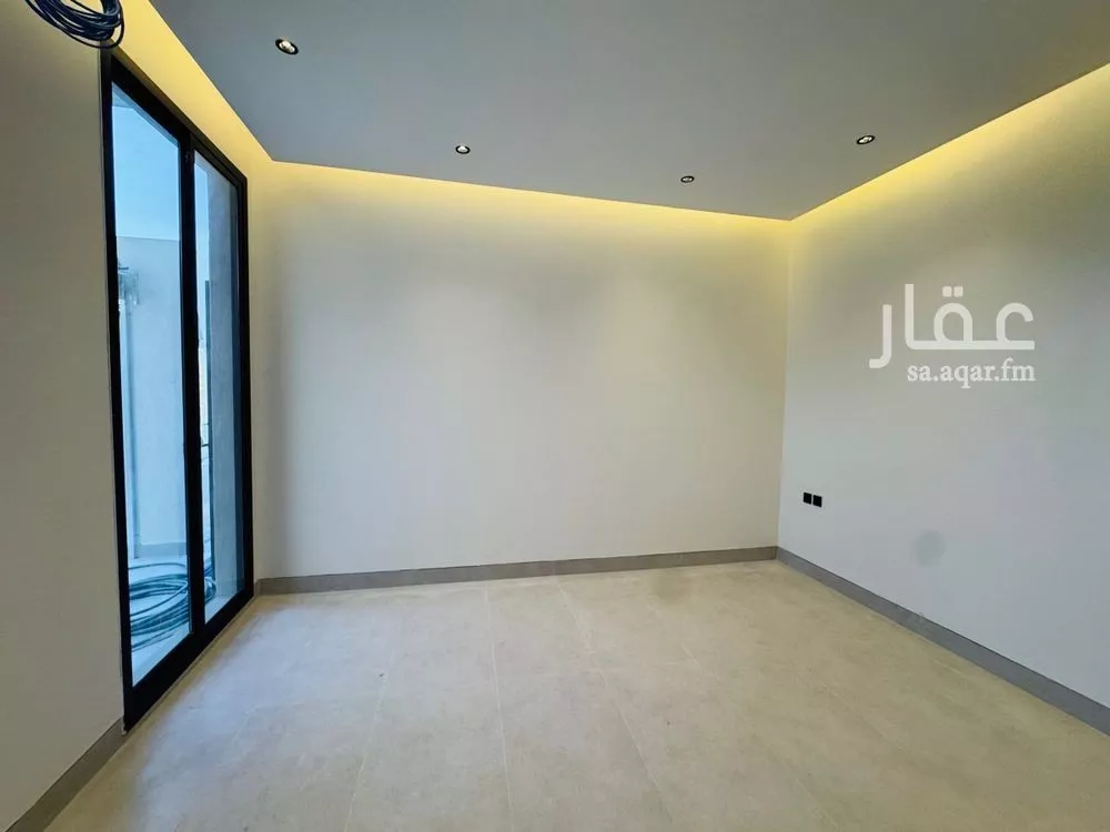 فيلا 4 غرف في العارض 22