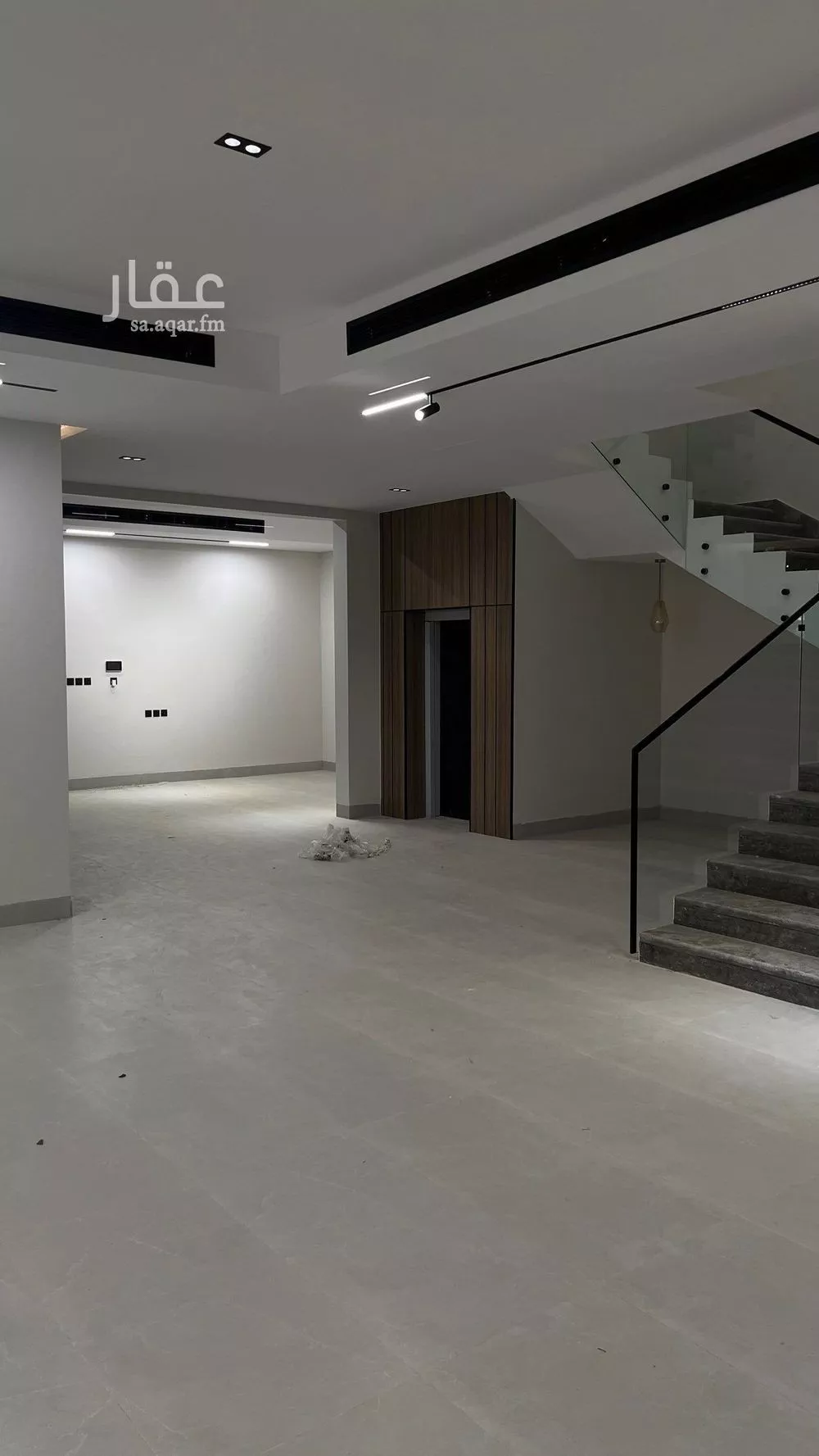 6 bedroom villa in Al Mahdiyyah 3