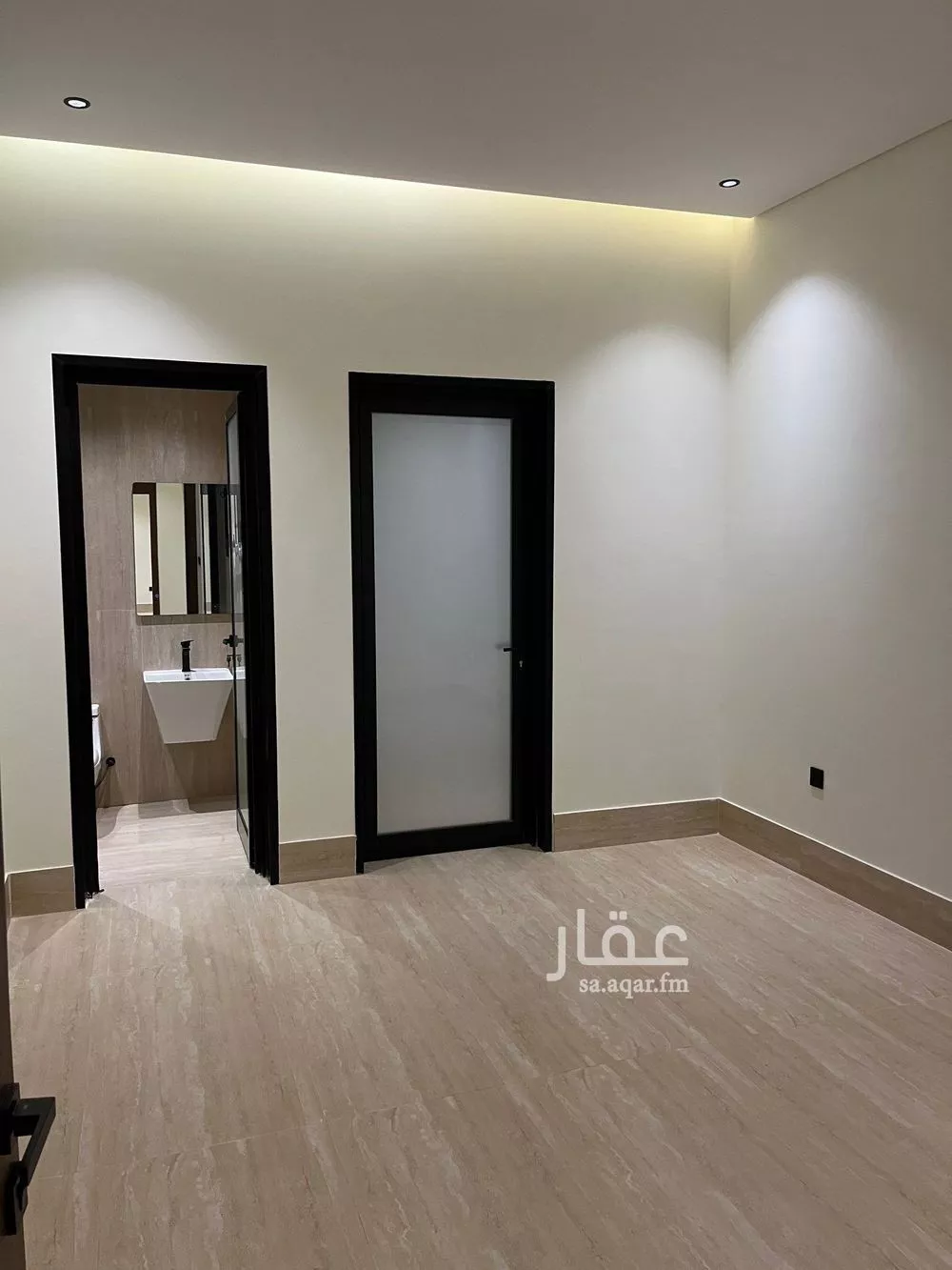6 bedroom villa in Al Mahdiyyah 18